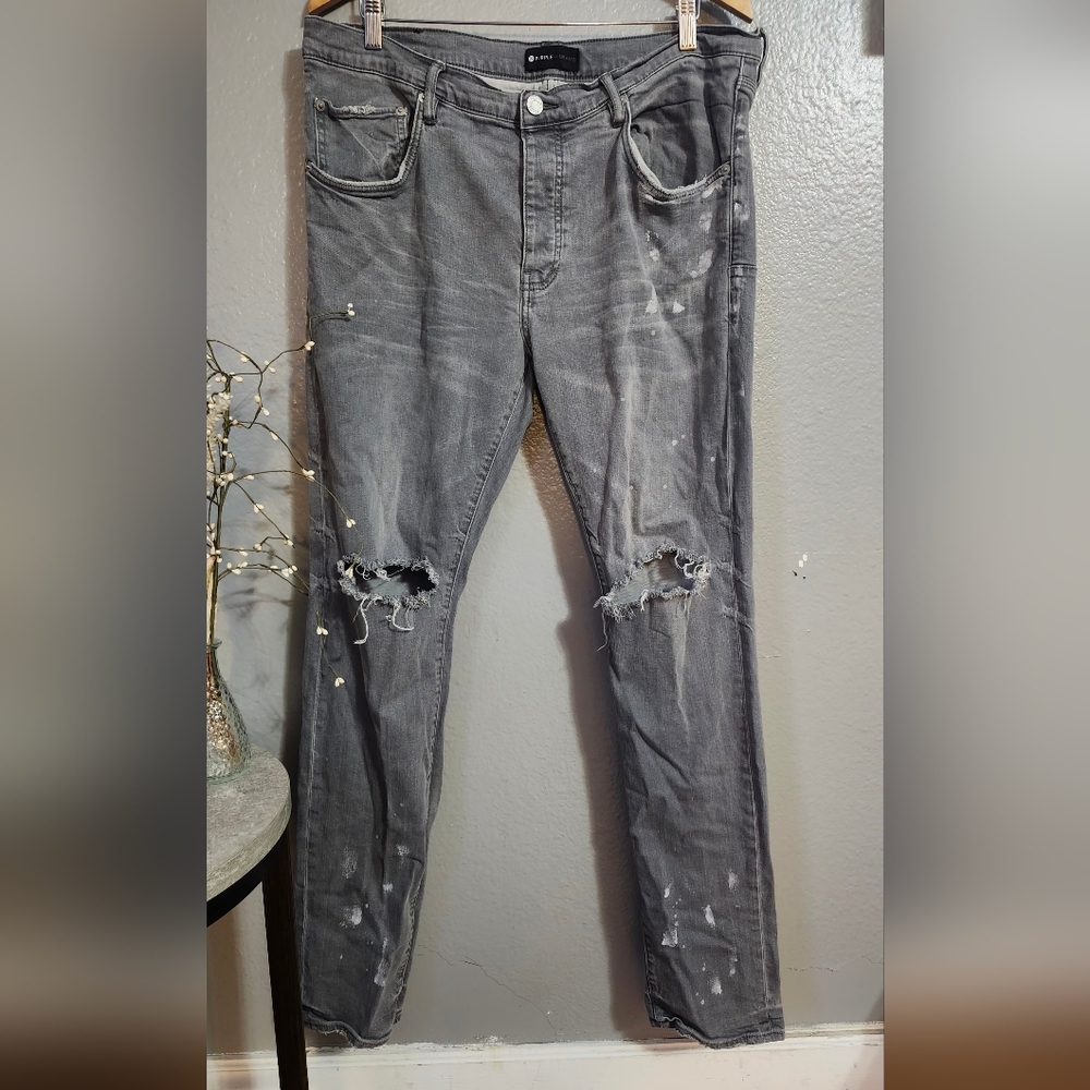 Men's Gray Distressed Slim Fit Jeans